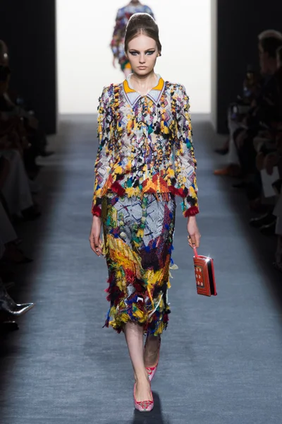 Look 4